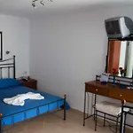 شقة Vrahia