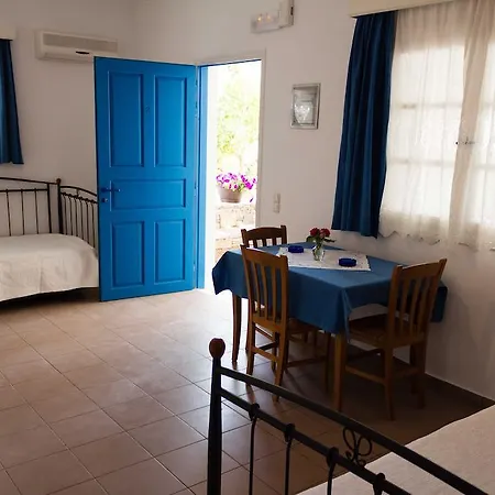 Vrahia アパート *